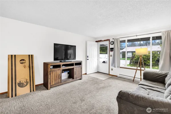 $700,000 | 7009 181st Avenue East, Bonney Lake, WA 98391