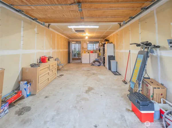 $700,000 | 7009 181st Avenue East, Bonney Lake, WA 98391