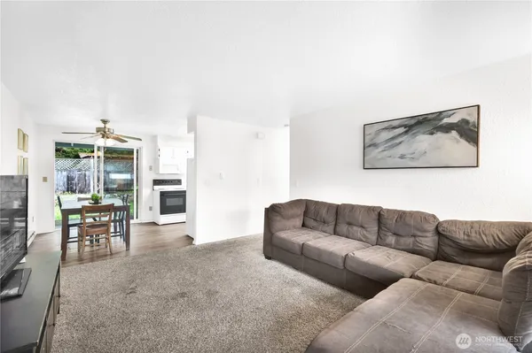 $700,000 | 7009 181st Avenue East, Bonney Lake, WA 98391