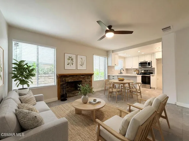 $499,000 | 224 Oak Leaf Drive, Unit 103, Thousand Oaks, CA 91360