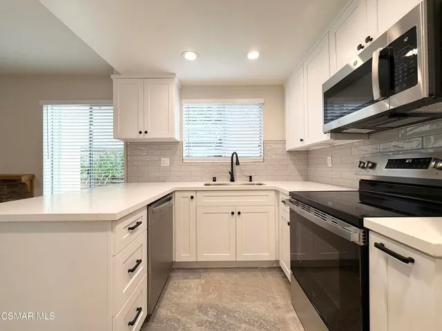 $499,000 | 224 Oak Leaf Drive, Unit 103, Thousand Oaks, CA 91360