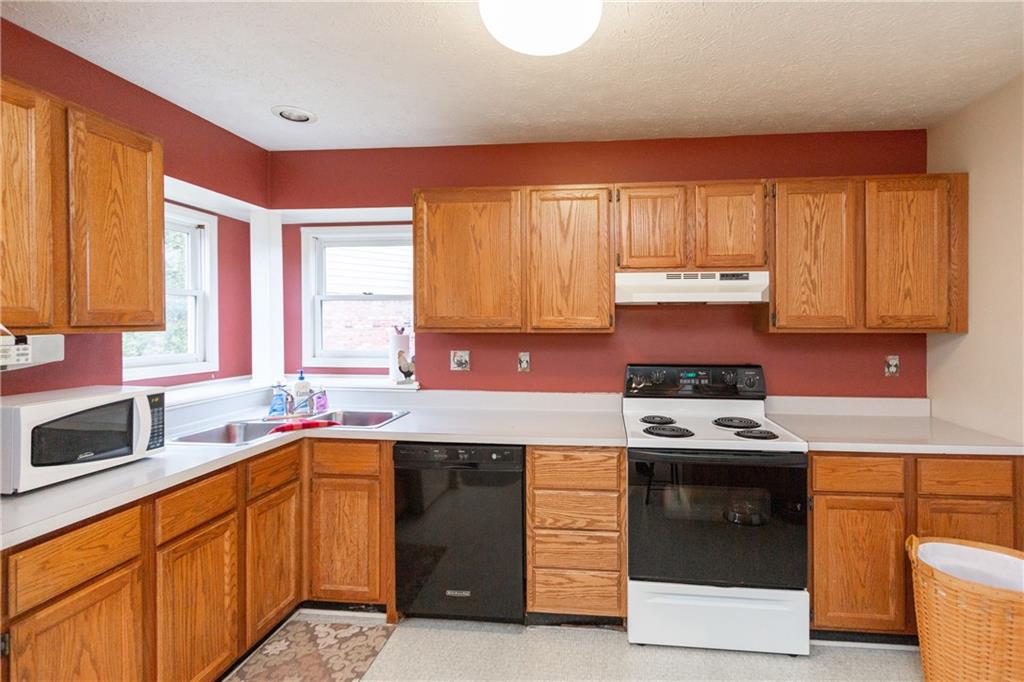 110 Charing Cross Road Indianapolis, IN 46217 - Photo 11 of 27 Gallery Image 11