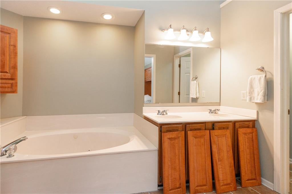 110 Charing Cross Road Indianapolis, IN 46217 - Photo 16 of 27 Gallery Image 16