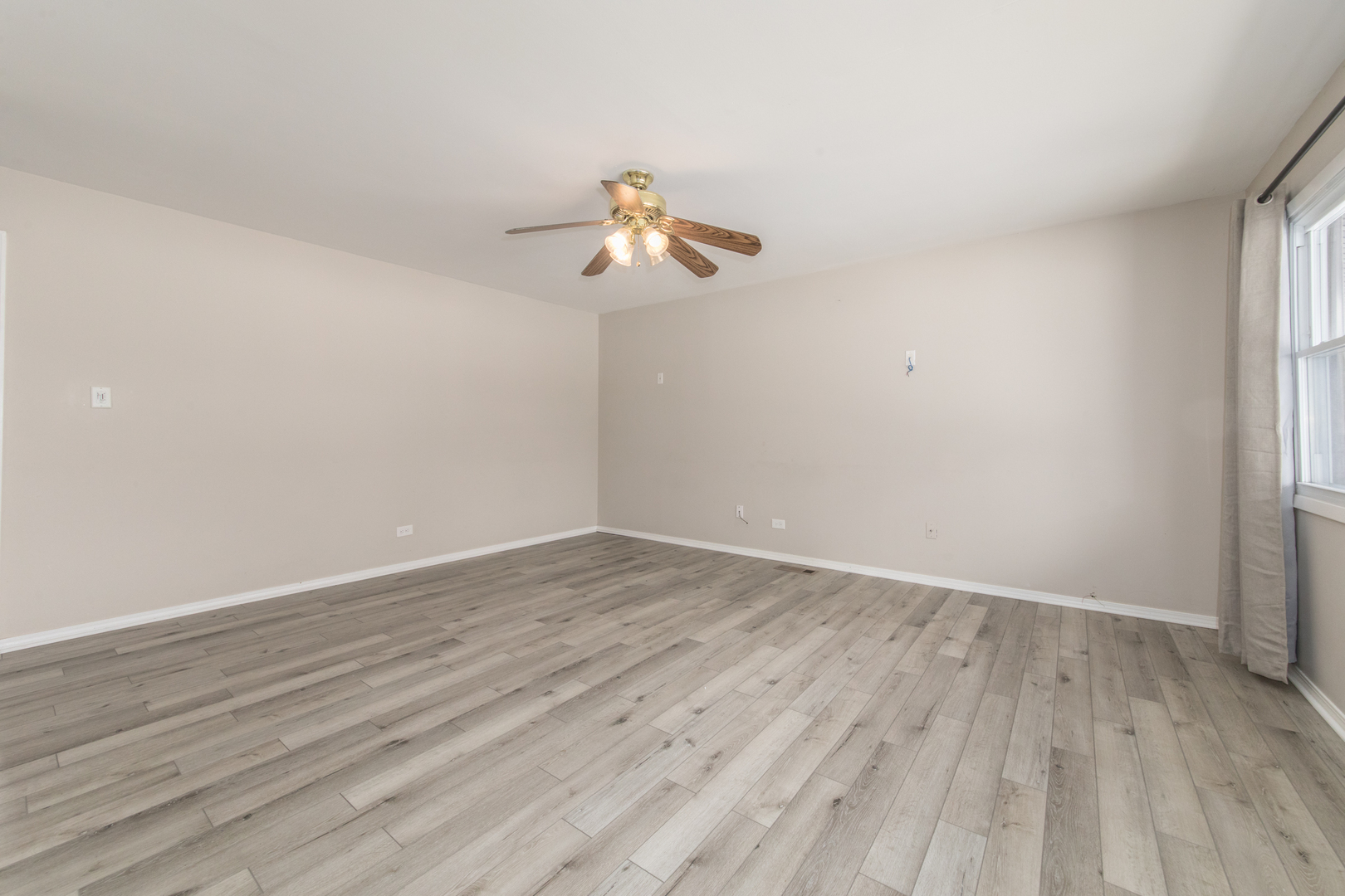 1315 Jefferson Road Hoffman Estates, IL 60169 - Photo 5 of 18 Gallery Image 5