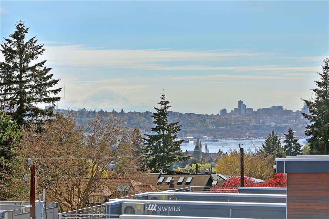 4325 Whitman Avenue North, Unit B Seattle, WA 98103 - Photo 16 of 16