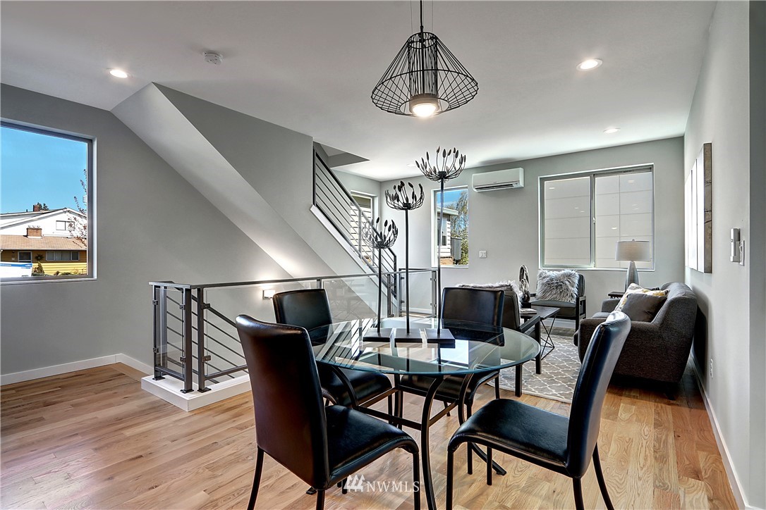 4325 Whitman Avenue North, Unit B Seattle, WA 98103 - Photo 10 of 16