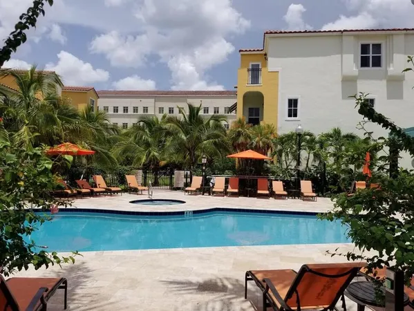 $3,650 | 1741 Northwest 124th Place, Pembroke Pines, FL 33028