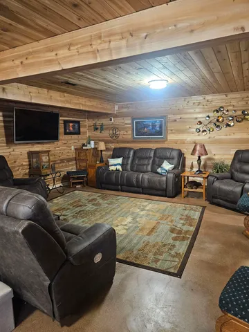 $479,000 | 704 Park Blue River, Blue River, WI 53518