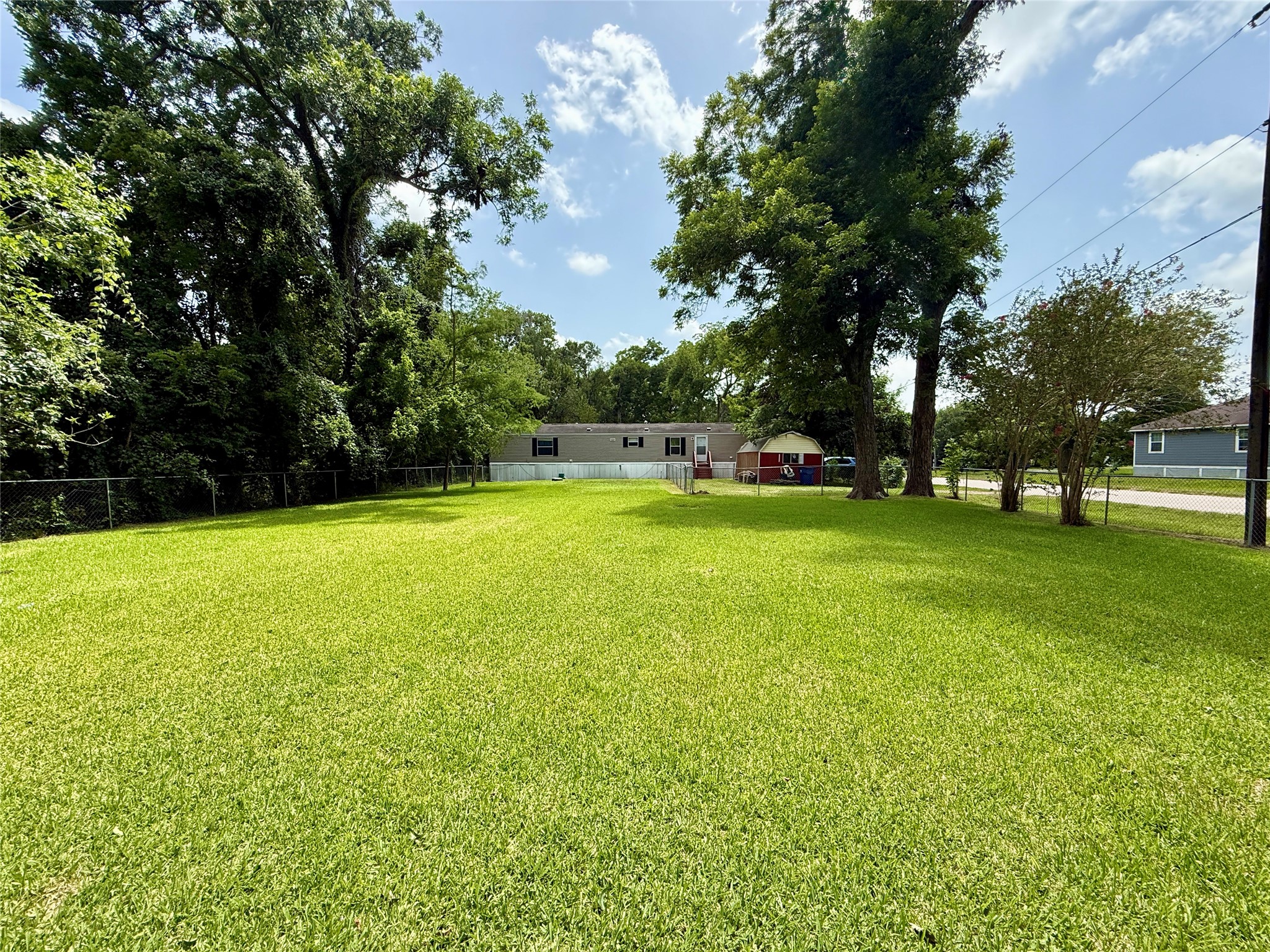 102 Western Way Angleton, TX 77515 - Photo 38 of 40