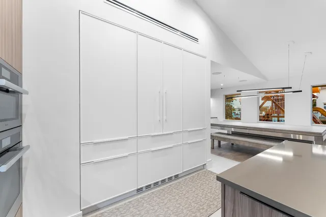 $8,750,000 | 941 Iris Drive, Delray Beach, FL 33483