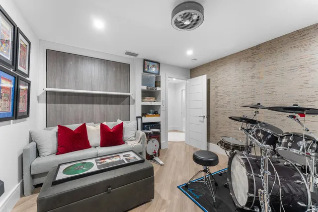 $8,750,000 | 941 Iris Drive, Delray Beach, FL 33483