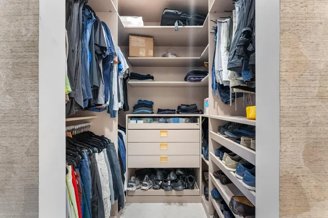 $8,750,000 | 941 Iris Drive, Delray Beach, FL 33483