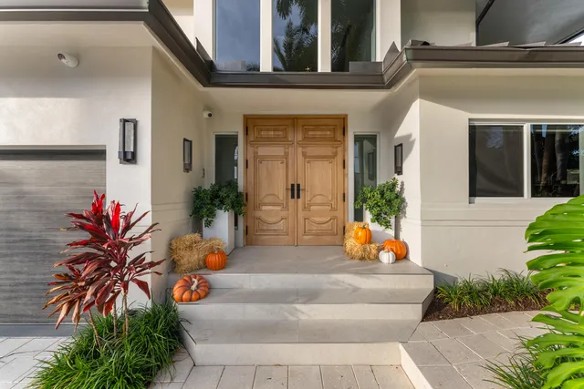 $8,750,000 | 941 Iris Drive, Delray Beach, FL 33483