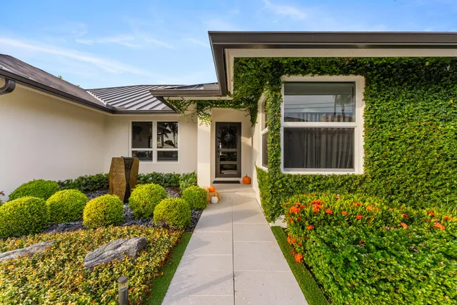$8,750,000 | 941 Iris Drive, Delray Beach, FL 33483