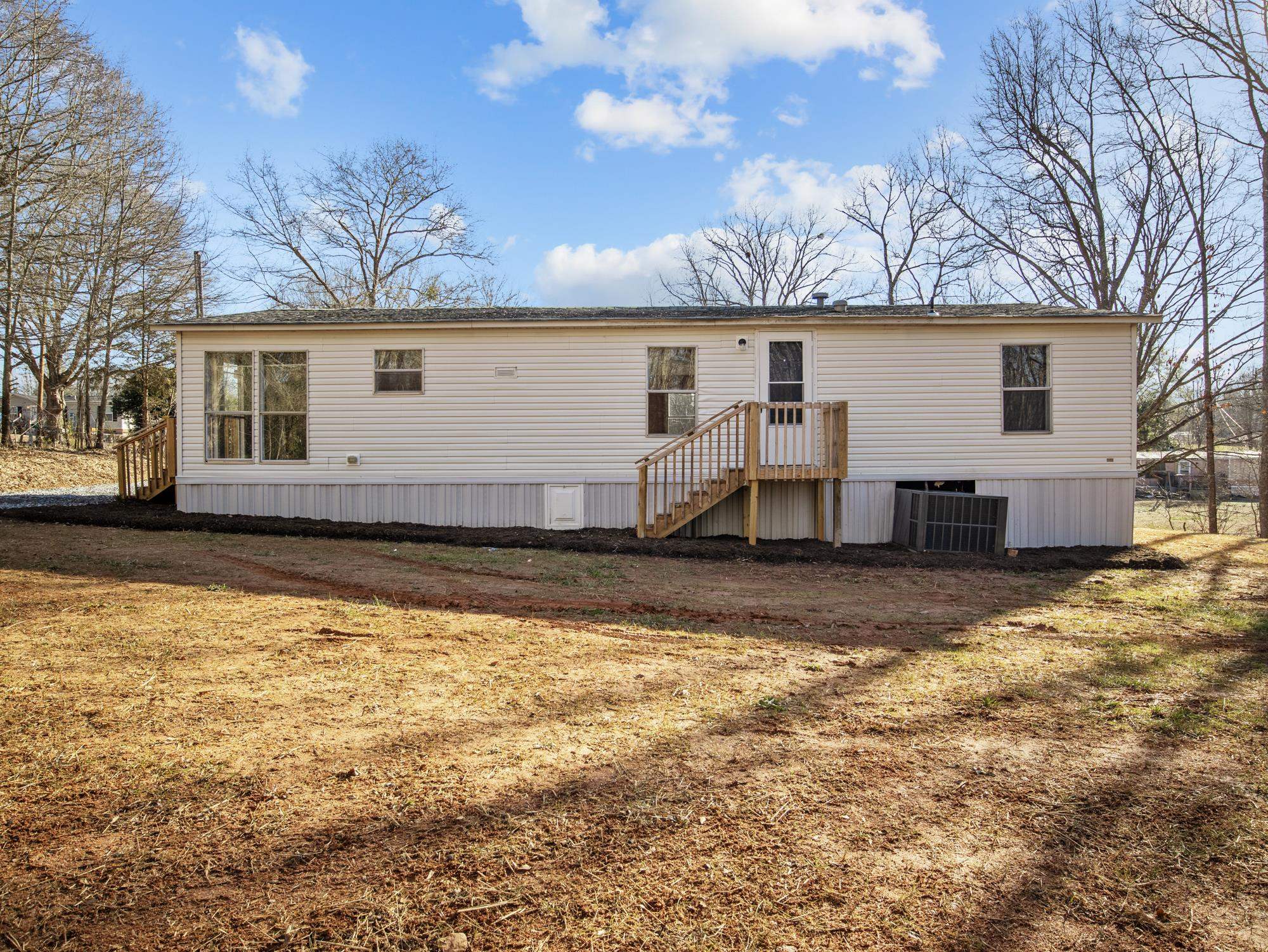 160 Peaceful Valley Road Spartanburg, SC 29307 - Photo 4 of 22 Gallery Image 4