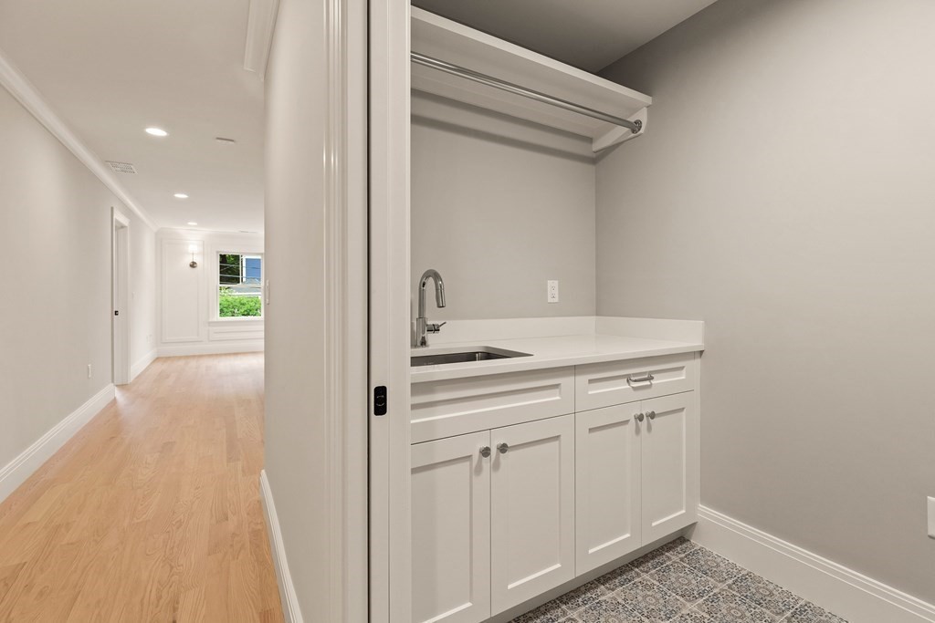 11 Sherman Street Lexington, MA 02420 - Photo 30 of 40