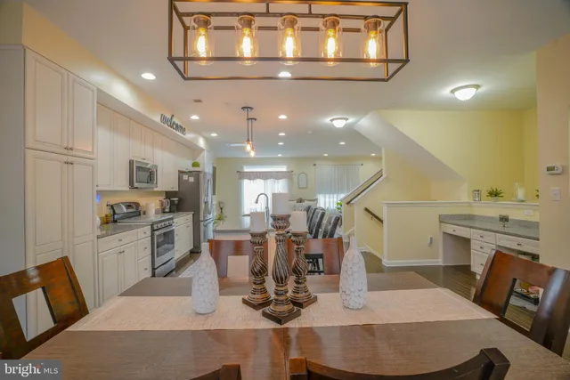 $577,999 | 28130 Hickory Lane, Langhorne, PA 19047