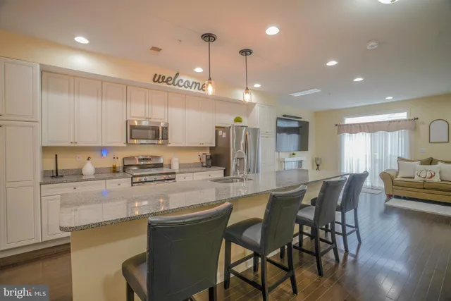 $577,999 | 28130 Hickory Lane, Langhorne, PA 19047