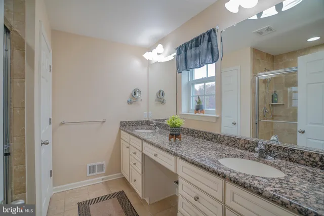 $577,999 | 28130 Hickory Lane, Langhorne, PA 19047