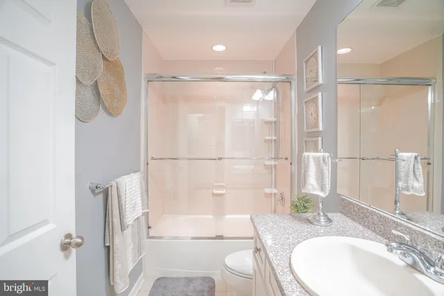 $577,999 | 28130 Hickory Lane, Langhorne, PA 19047