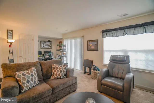 $577,999 | 28130 Hickory Lane, Langhorne, PA 19047