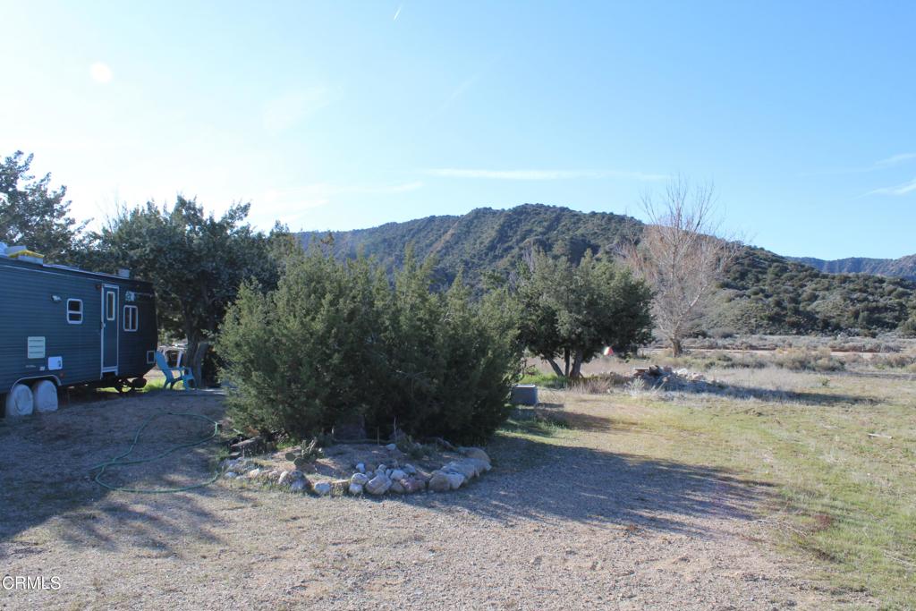 4190 Quatal Canyon Road Maricopa, CA 93252 - Photo 16 of 41 a view of a lake with mountain view