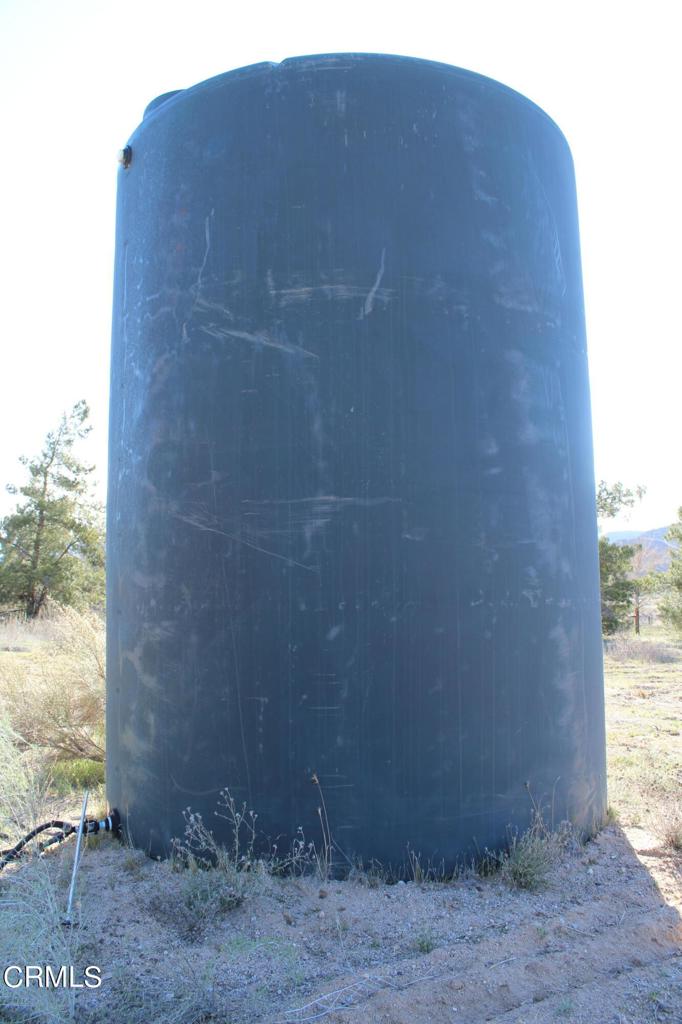 4190 Quatal Canyon Road Maricopa, CA 93252 - Photo 33 of 41 a close up of a wall
