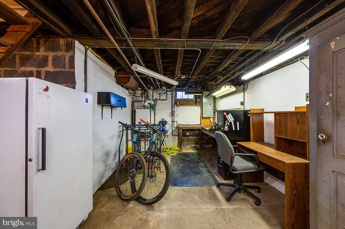3424 Fremont Street Reading, PA 19605 - Photo 38 of 51 a view of a room with gym equipment