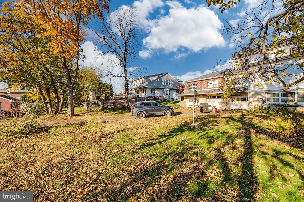 3424 Fremont Street Reading, PA 19605 - Photo 46 of 51 a street view with residential house