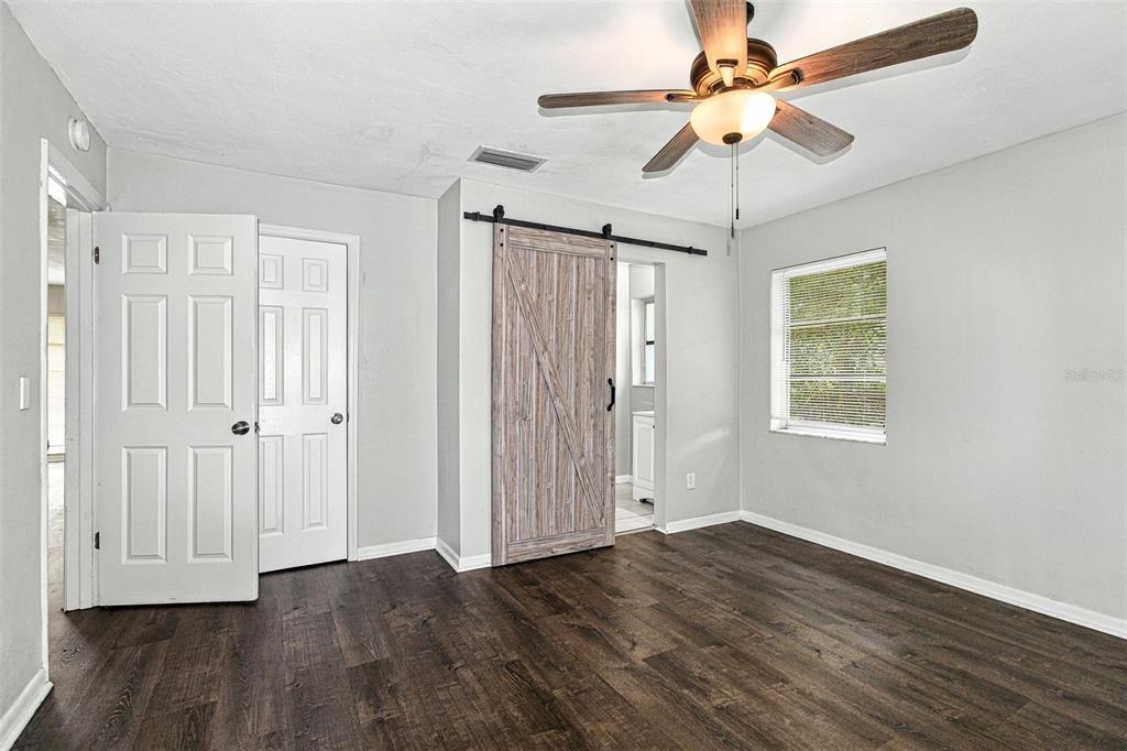 7219 Cascade Street Spring Hill, FL 34606 - Photo 11 of 16 Gallery Image 11