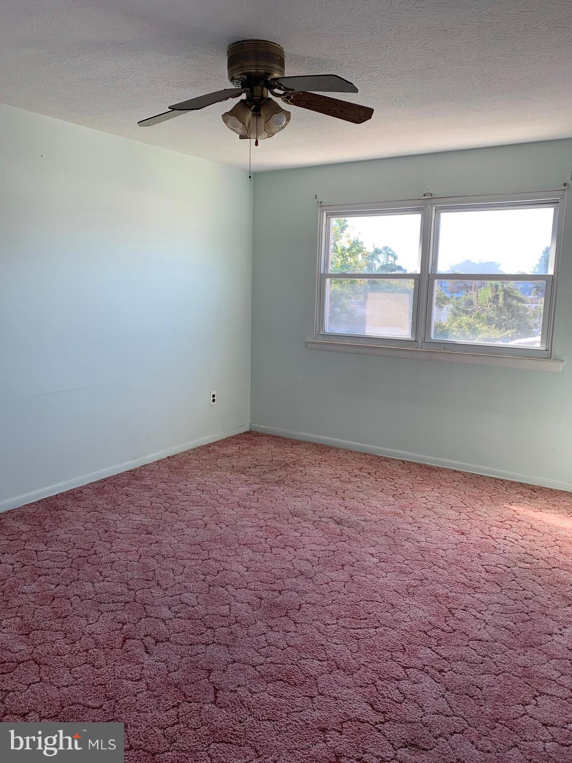 12146 Medford Road Philadelphia, PA 19154 - Photo 4 of 18 2nd Bedroom