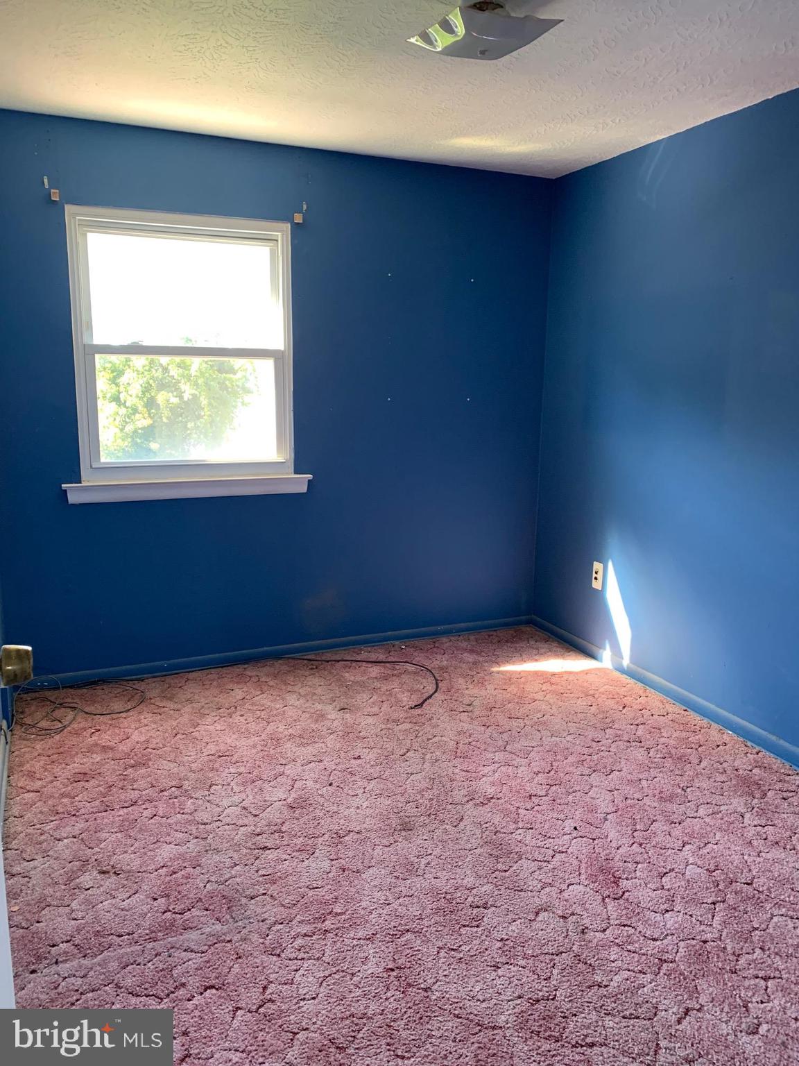 12146 Medford Road Philadelphia, PA 19154 - Photo 6 of 18 3rd Bedroom