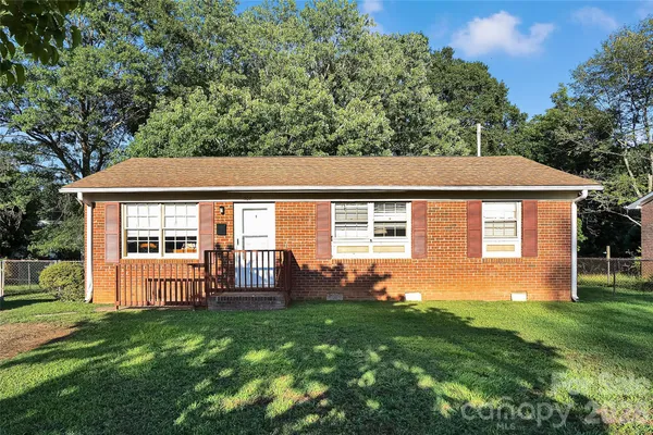 $149,900 | 308 South Pine Street, Dallas, NC 28034