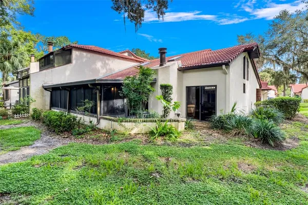 $259,500 | 701 Clusterwood Drive, Yalaha, FL 34797