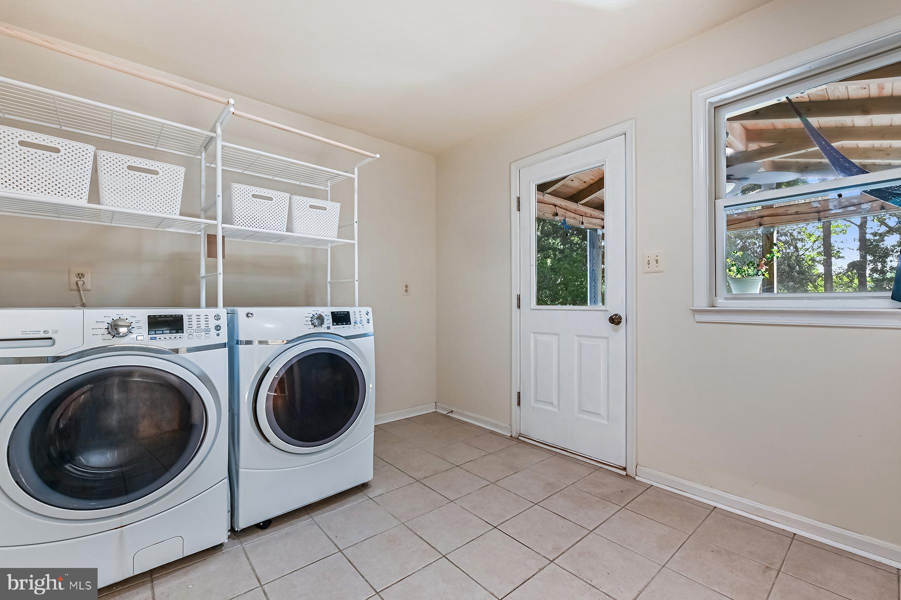 4119 Waterview Drive Edgewater, MD 21037 - Photo 20 of 20 a utility room with dryer and washer
