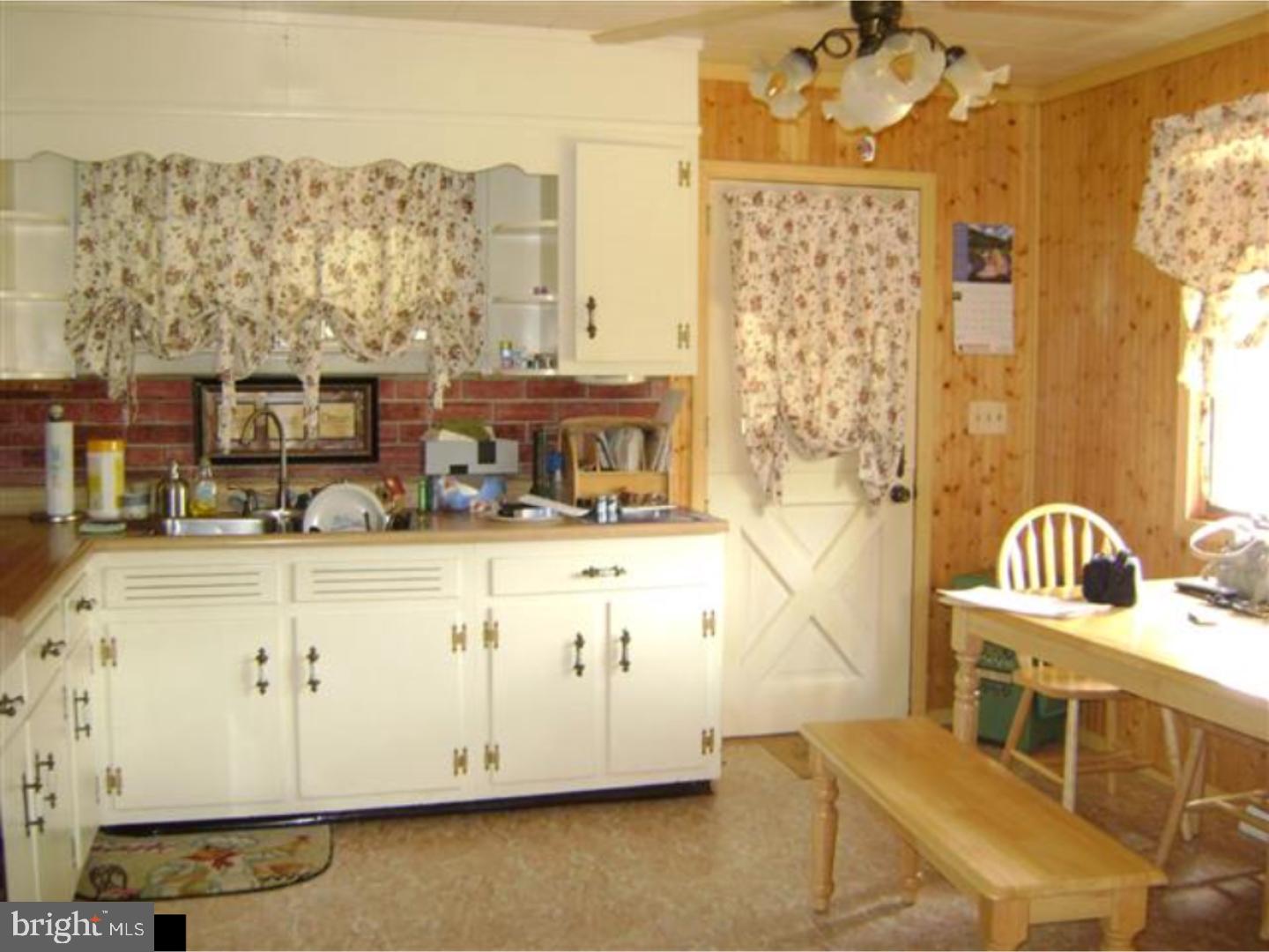798 West Walnut Road Vineland, NJ 08360 - Photo 3 of 12 Gallery Image 3
