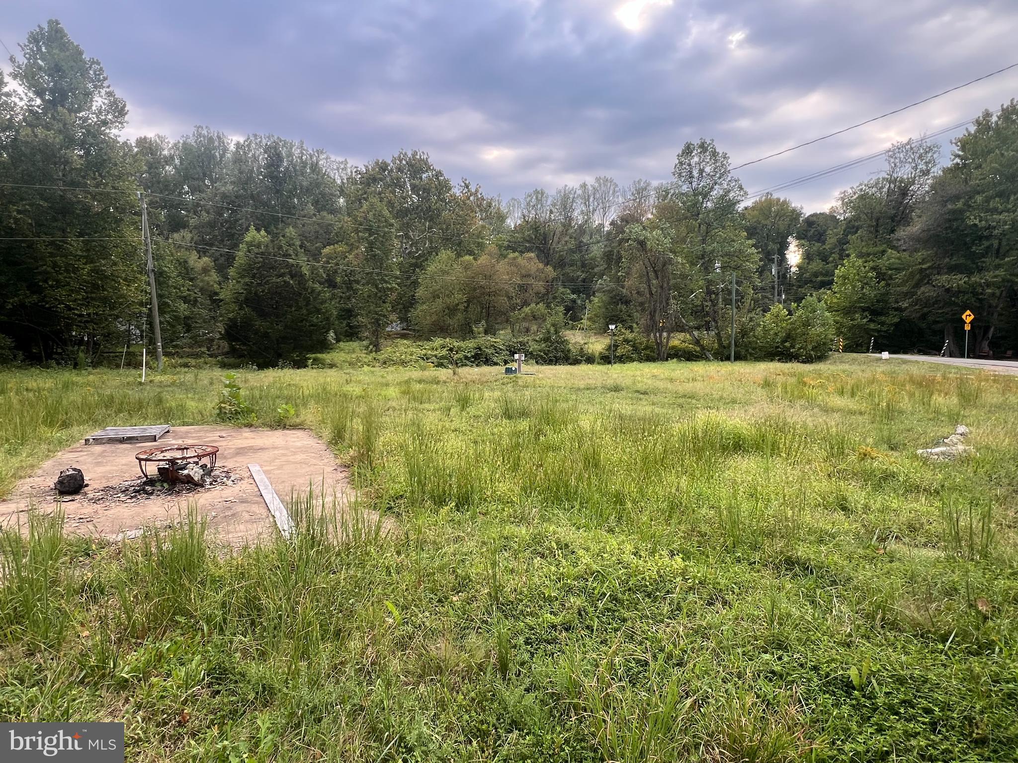 752 Widewater Road Stafford, VA 22554 - Photo 12 of 33 a view of outdoor space and yard