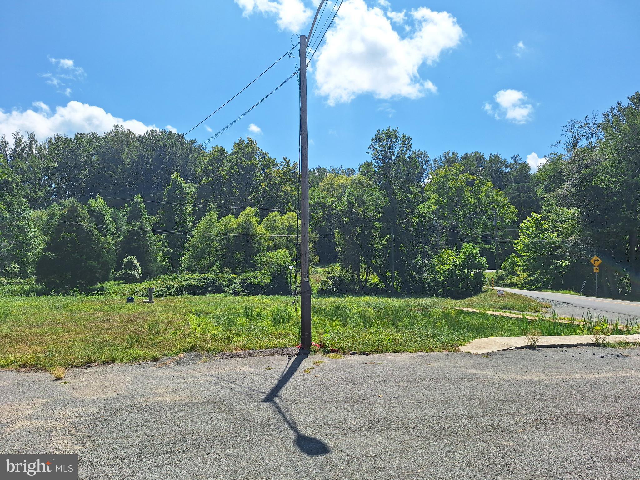 752 Widewater Road Stafford, VA 22554 - Photo 3 of 33 a view of a park