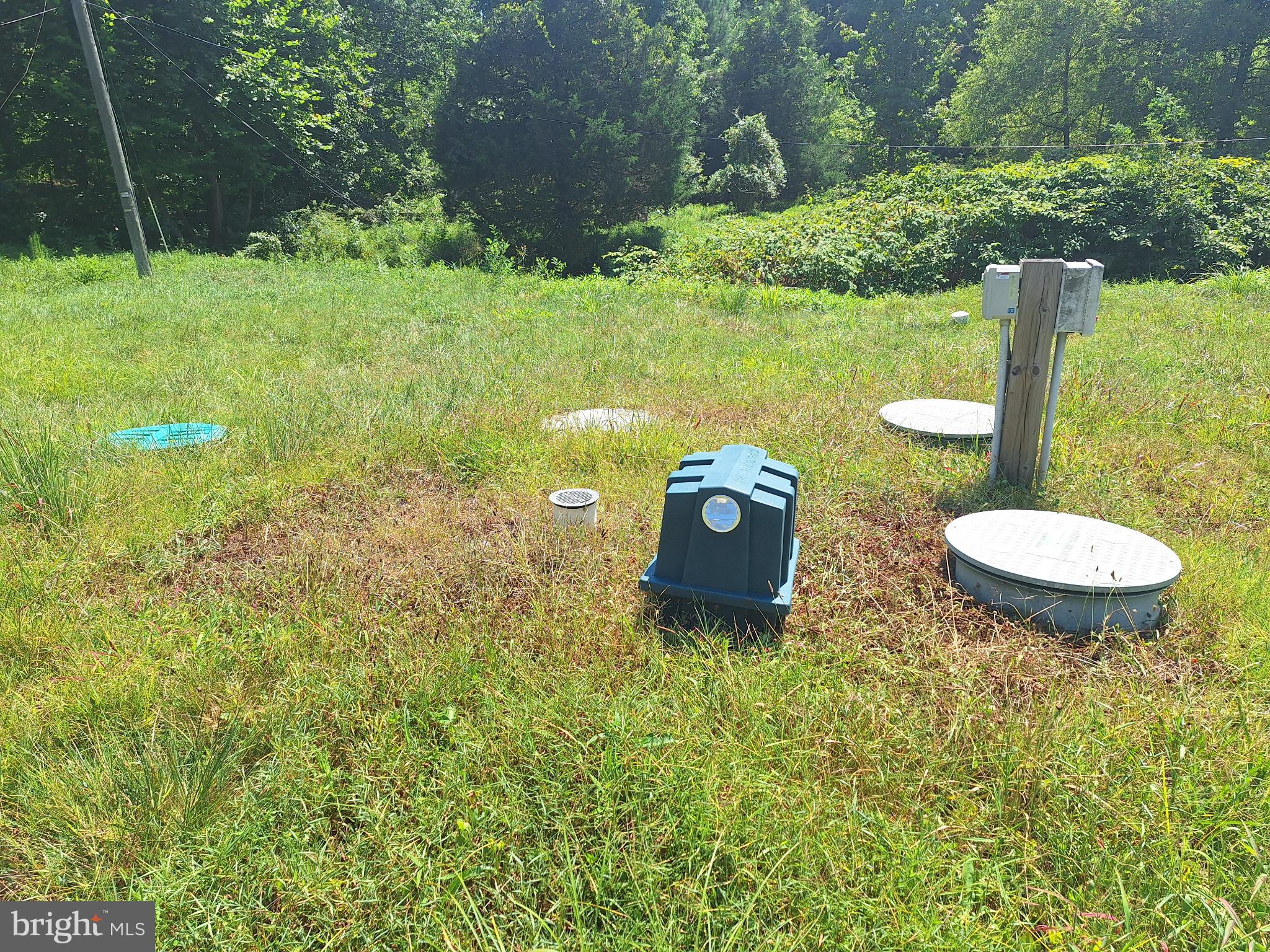 752 Widewater Road Stafford, VA 22554 - Photo 6 of 33 a view of an outdoor space and yard