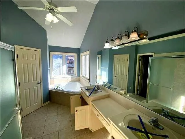 $338,500 | 1172 White Oak Lane, Liberty, MO 64068