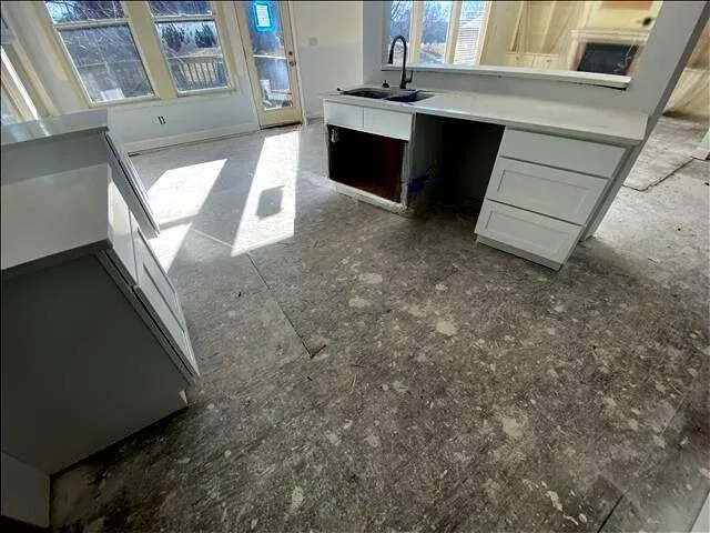 $338,500 | 1172 White Oak Lane, Liberty, MO 64068