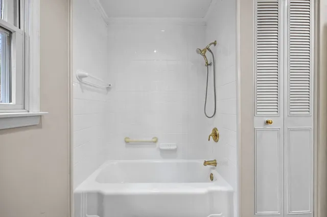 $449,000 | 102 Lantern Drive, Monroe, CT 06468