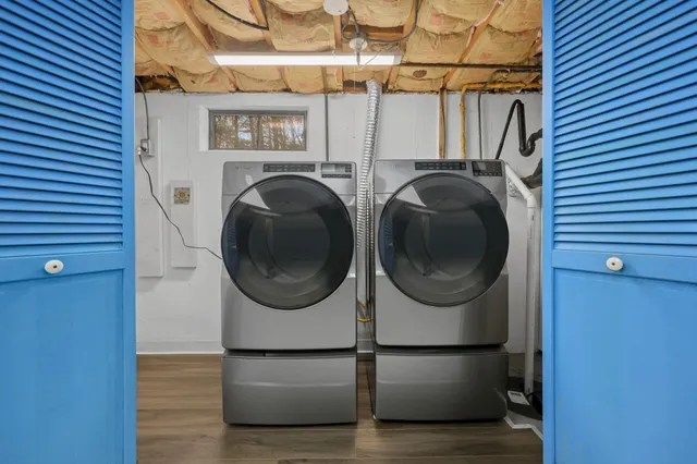 $449,000 | 102 Lantern Drive, Monroe, CT 06468