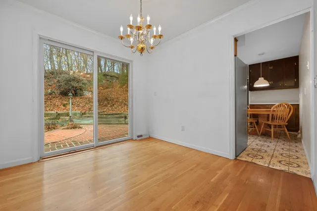 $449,000 | 102 Lantern Drive, Monroe, CT 06468