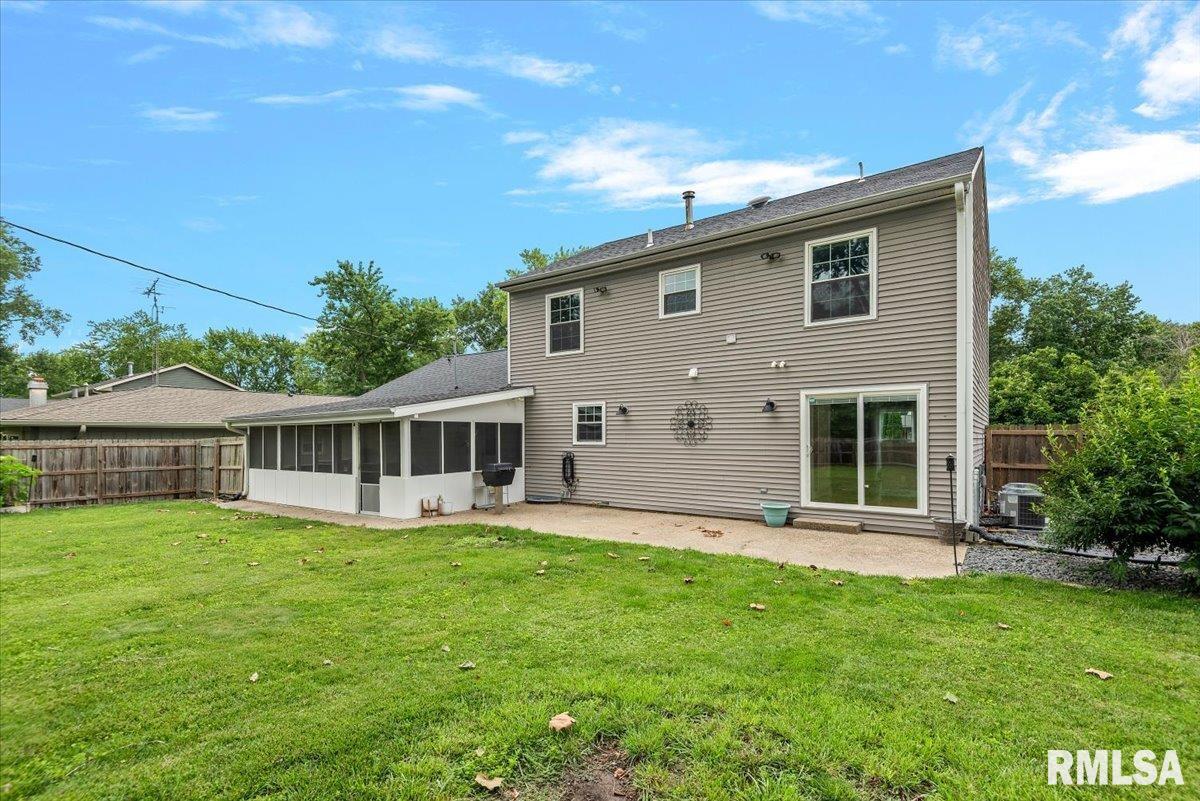 639 Deerfield Road Chatham, IL 62629 - Photo 34 of 43