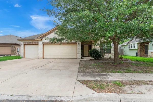 $2,300 | 1685 Twin Cove, Kyle, TX 78640
