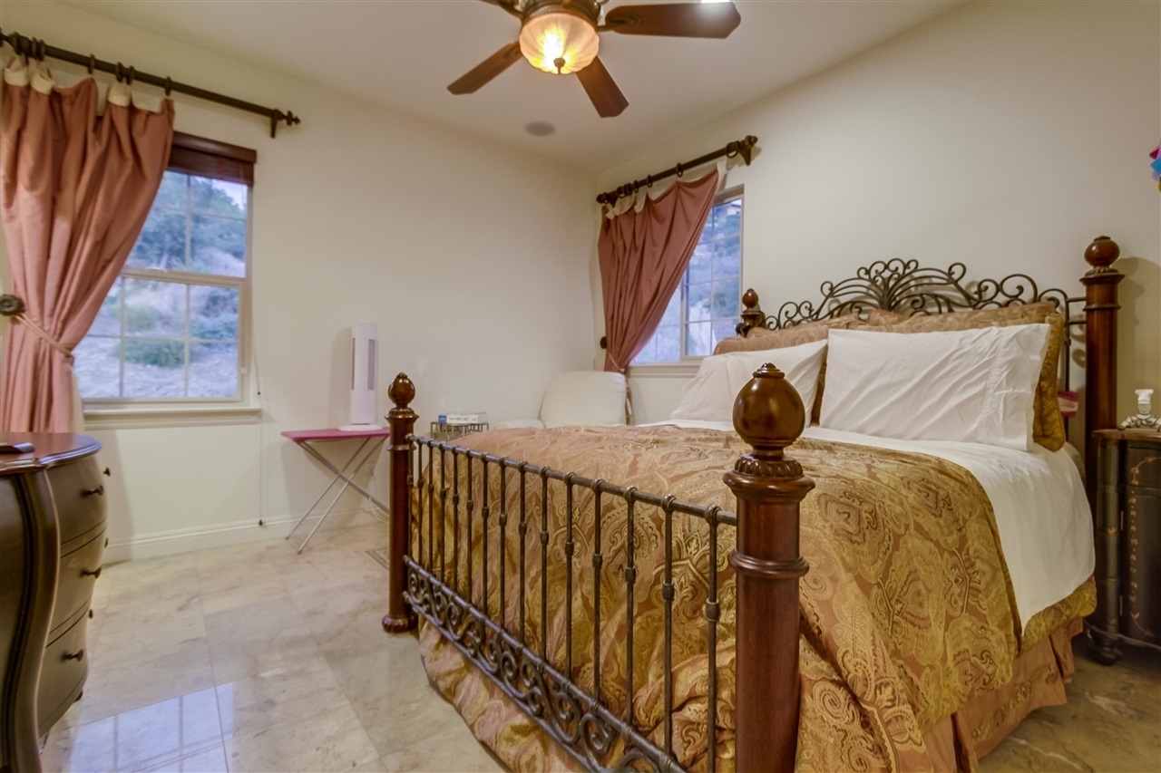 3202 Corte Bosque Carlsbad, CA 92009 - Photo 21 of 25
