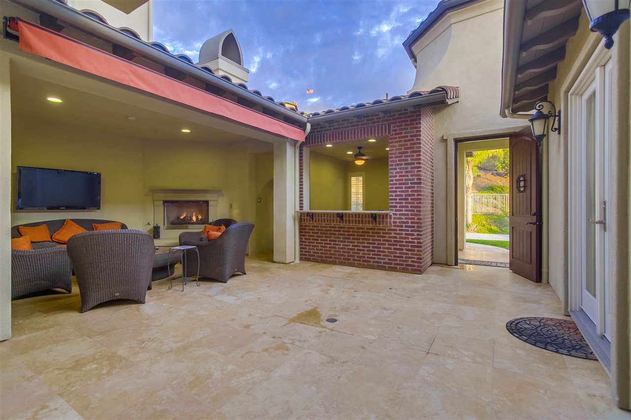 3202 Corte Bosque Carlsbad, CA 92009 - Photo 23 of 25