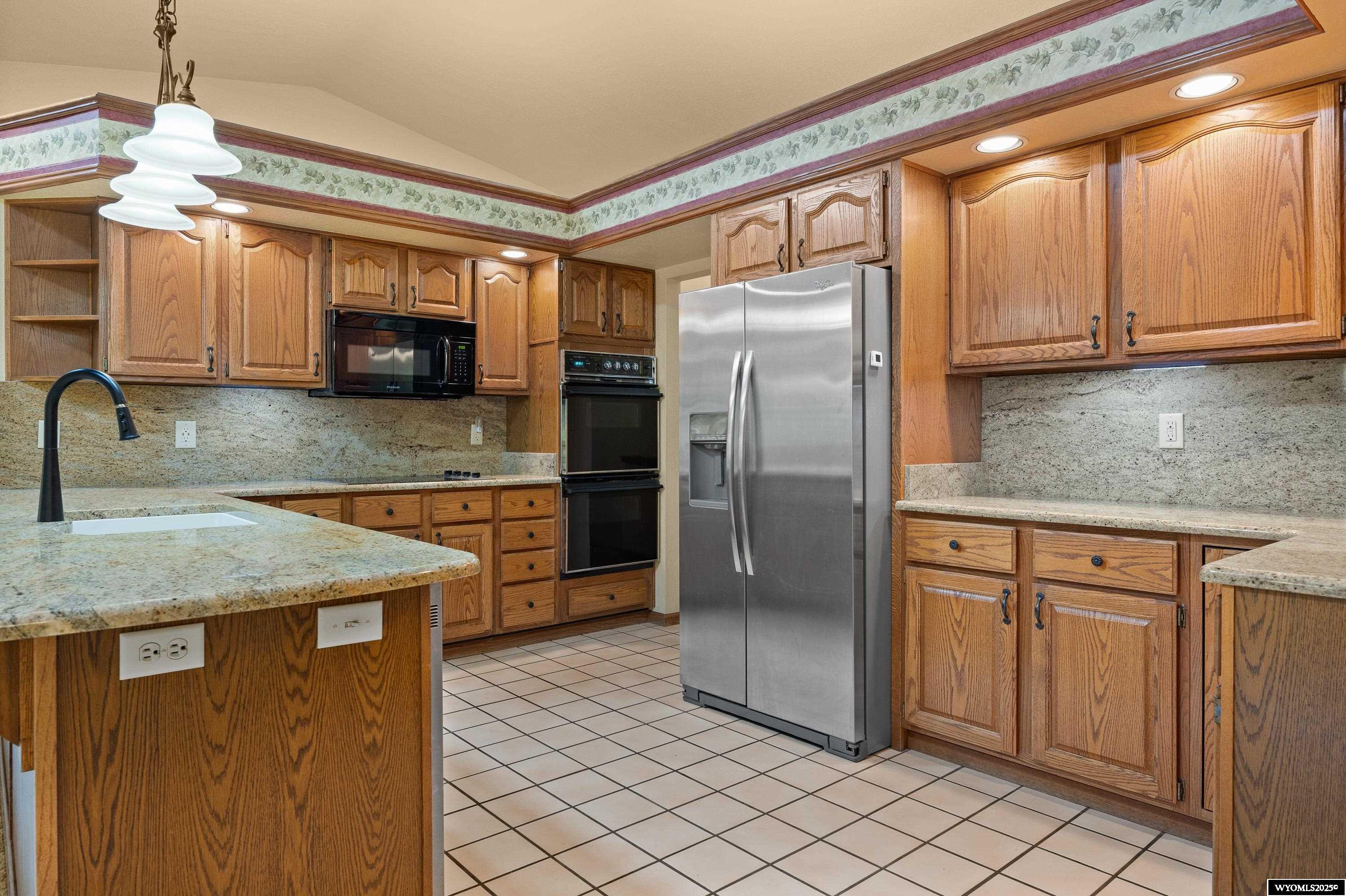 1920 Rustic Court Casper, WY 82609 - Photo 13 of 36