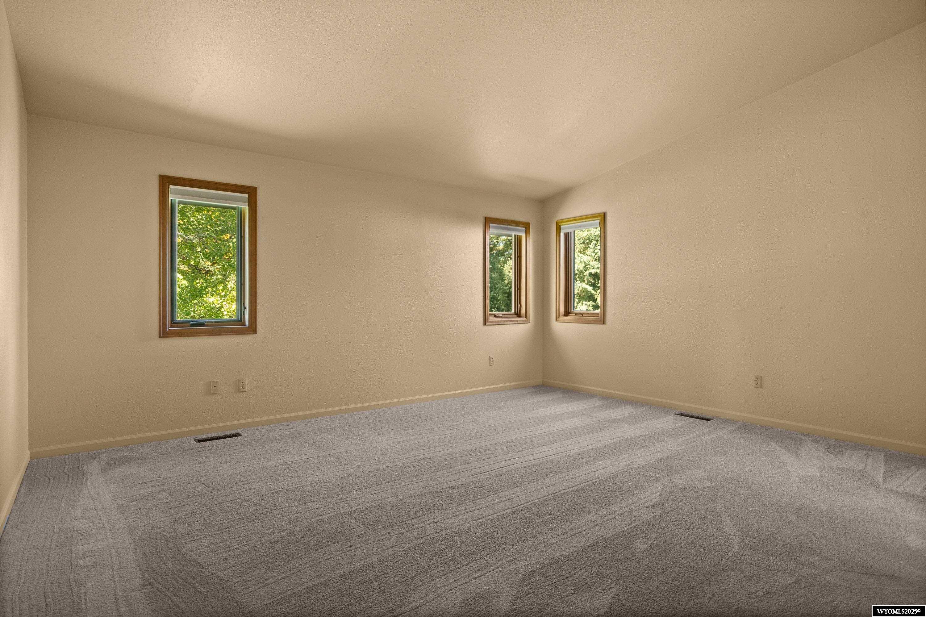 1920 Rustic Court Casper, WY 82609 - Photo 15 of 36